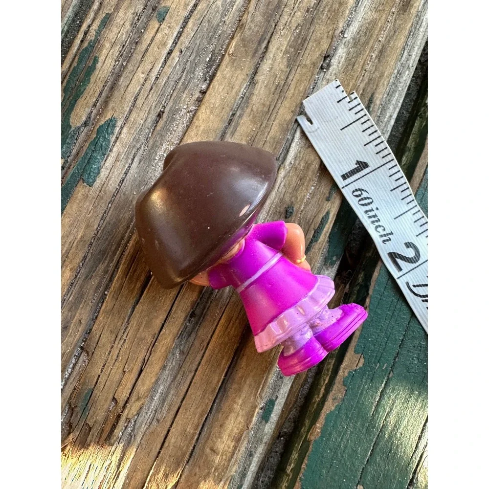 Mattel Dora the Explorer H4460 Mini Figure Purple Dress 2 Inch Toy Collectible